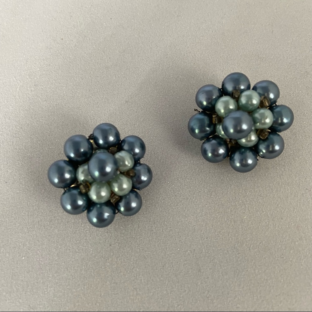 Vintage faux pearl earrings